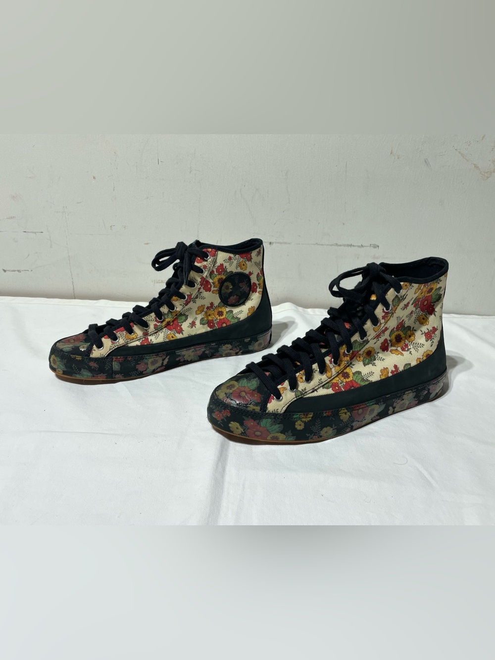 Converse Chuck Taylor Sasha High Floral Bloom Womens 8 563486C RARE Whimsigoth - Picture 8 of 16